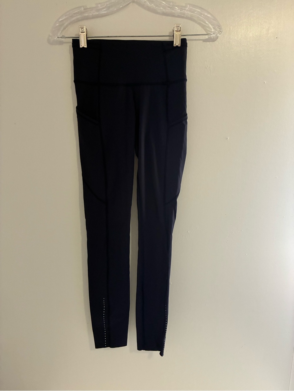 Lululemon Black High Rise Leggings SZ 2